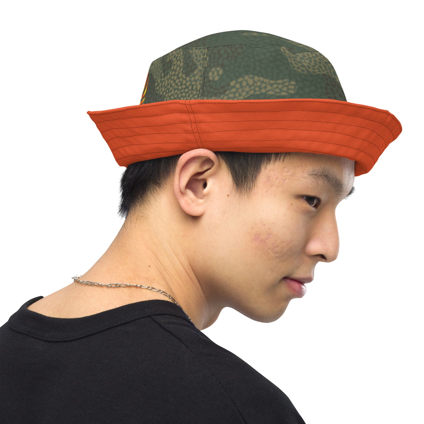 Reversible bucket hat